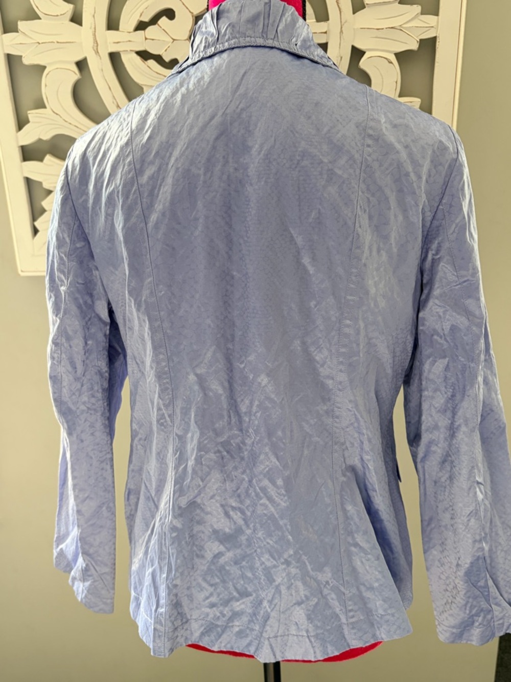 Chico’s Textured “Sally” water resistant jacket – Size 1 (fits like a medium) - Picture 4 of 8